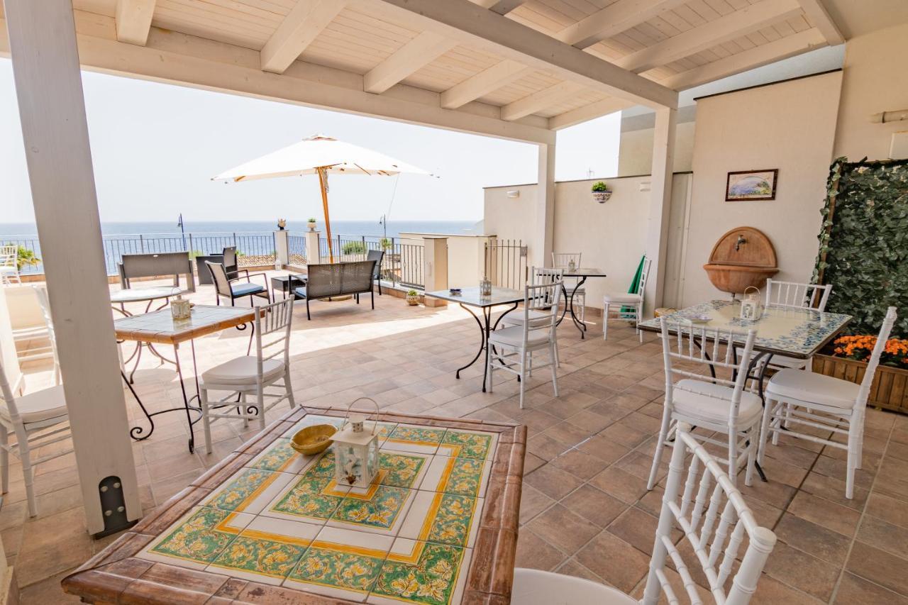 B&B Ottocento Sul Mare Nizza di Sicilia Exterior foto