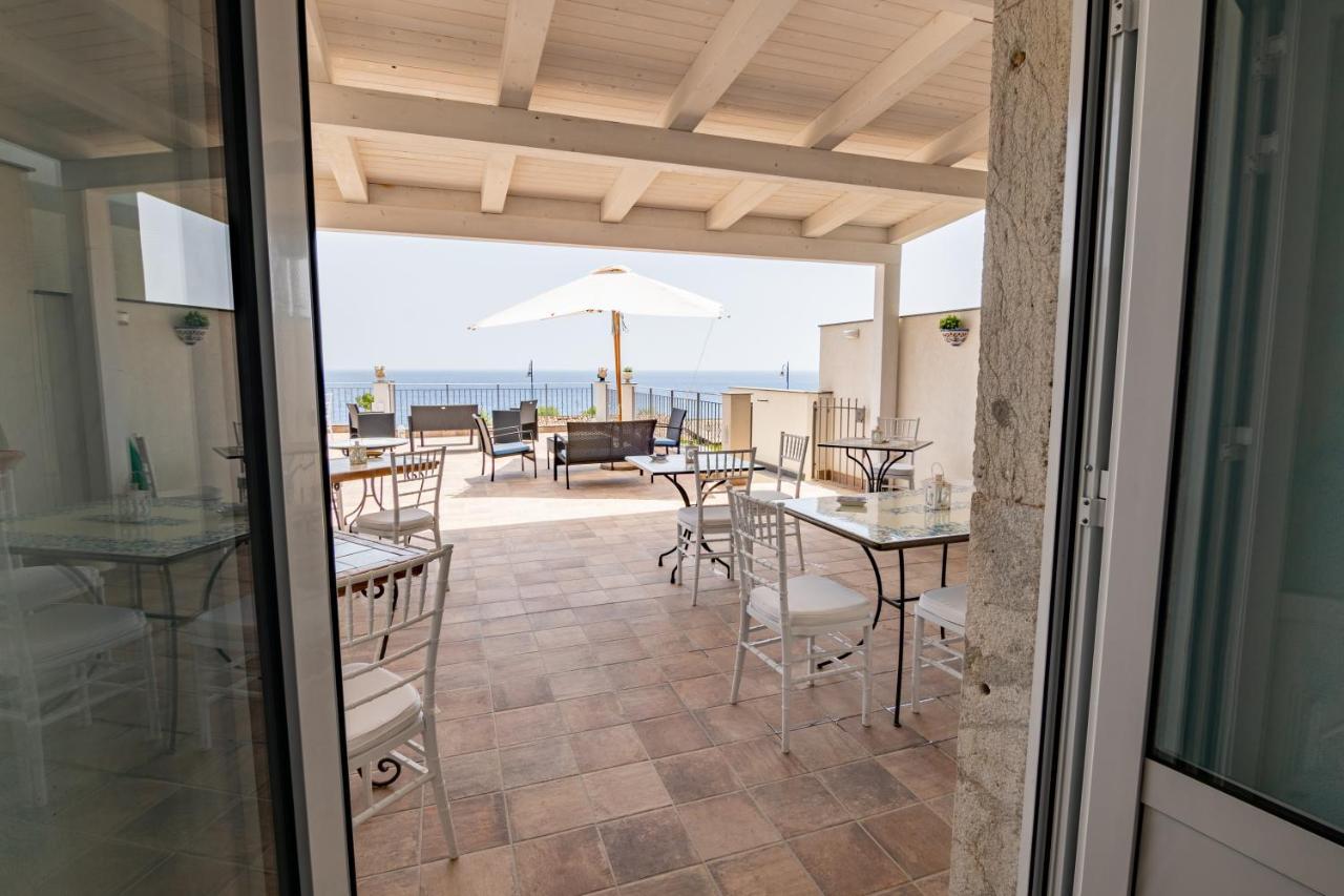 B&B Ottocento Sul Mare Nizza di Sicilia Exterior foto